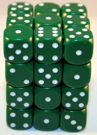 Translucent Green/white D6 12mm (36 stuks)