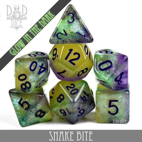 Snake Bite - Glow in the Dark Dice set - 7 stuks