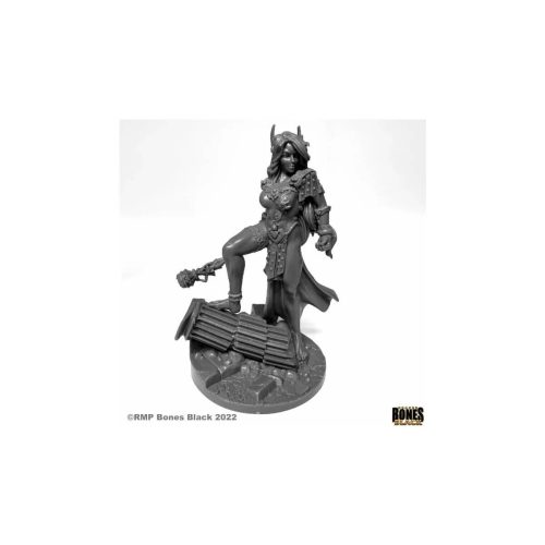 Cloud Giantess - Unpainted Miniatures