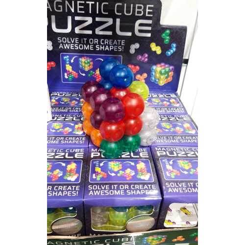 Magnetic Cube Puzzle