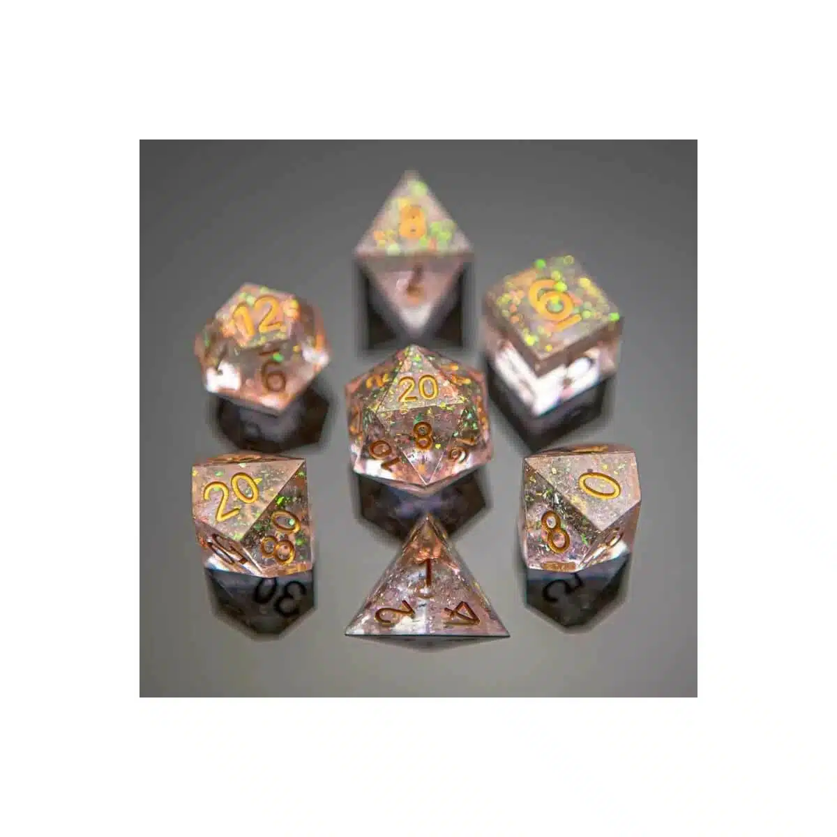 Crystal Captured Magic - Handmade Sharp Edge Dice set - 7 stuks