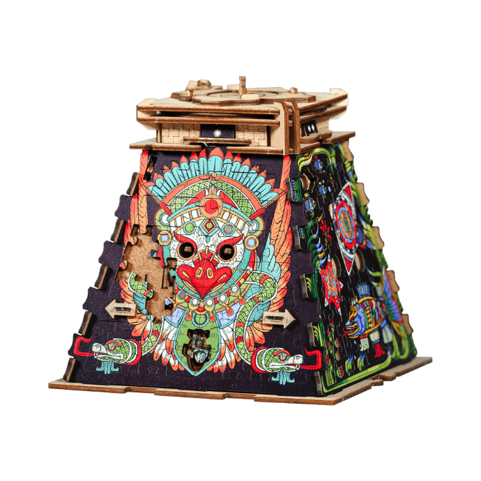 Pyramid of the Sun - Cluebox