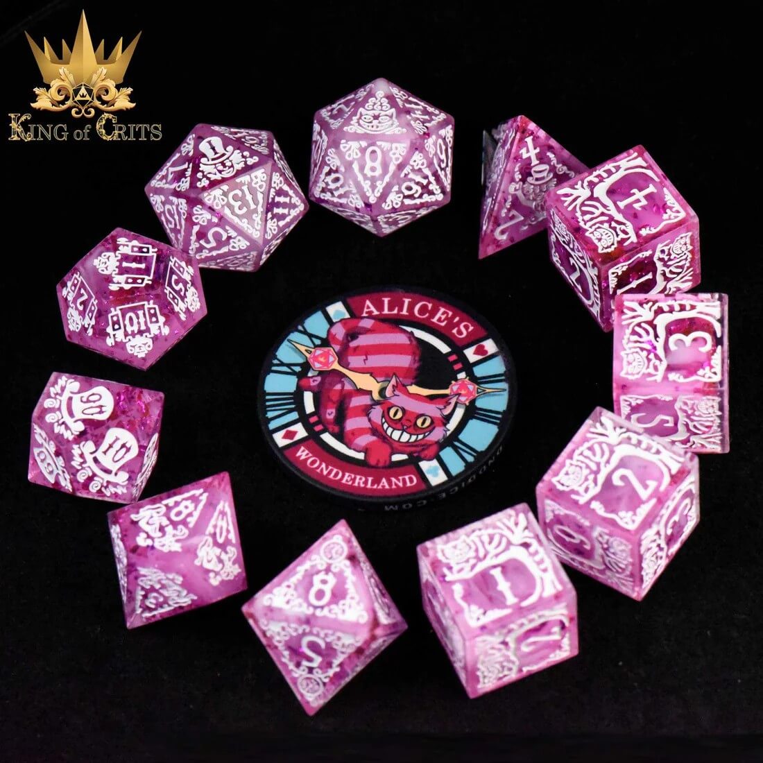 Alice's Wonderland Pink - Sharp Edge Dice set in Gift Box - 11 stuks
