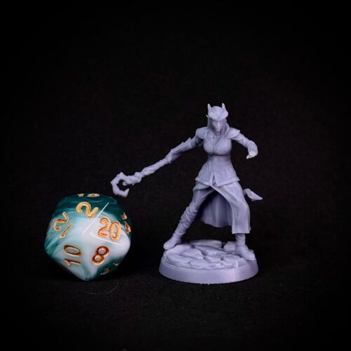 Tiefling druid - VirrCraft - Print on Demand